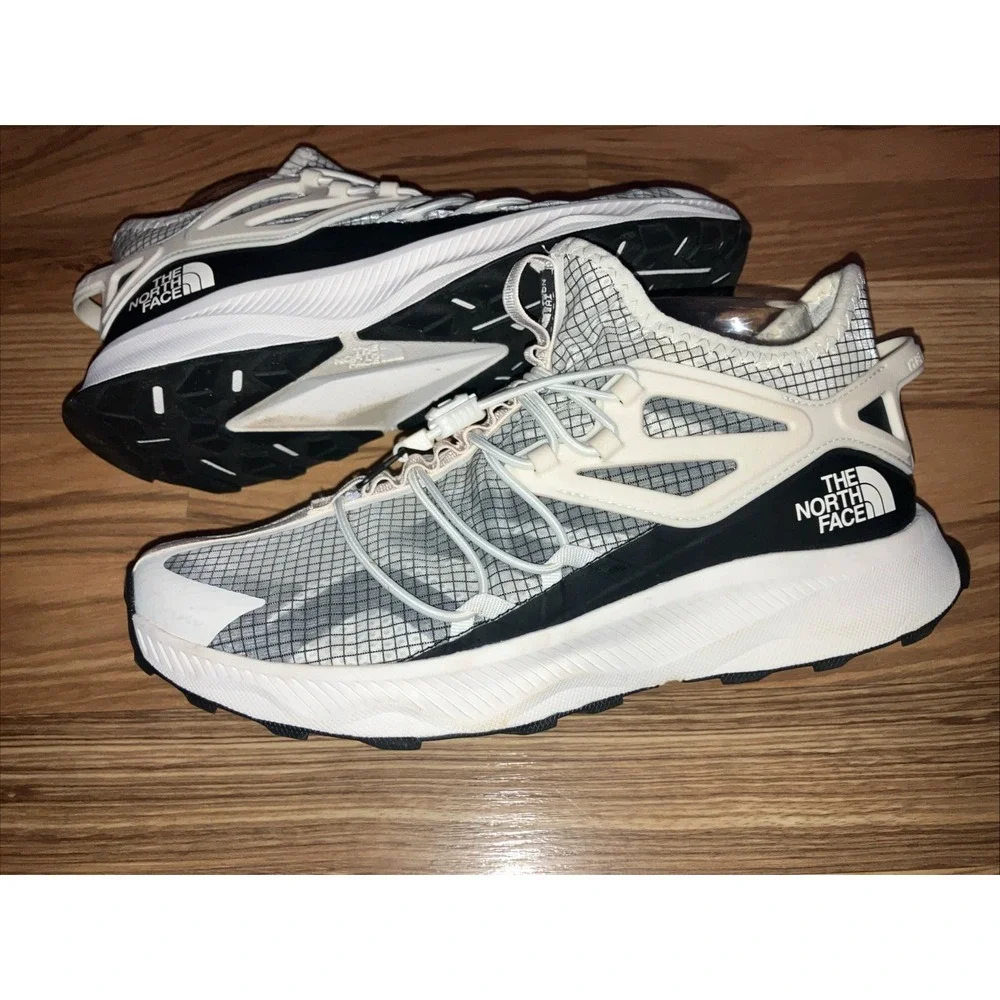 The North Face‎ Womens Size 9 Oxeye Tech Gardenia TNF Black Hiking Shoes